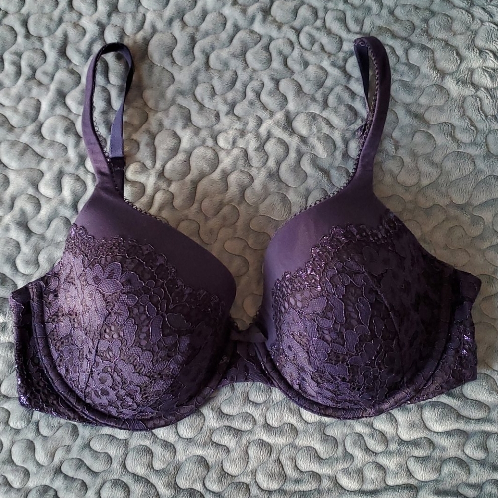Victoria Secret Navy Bra